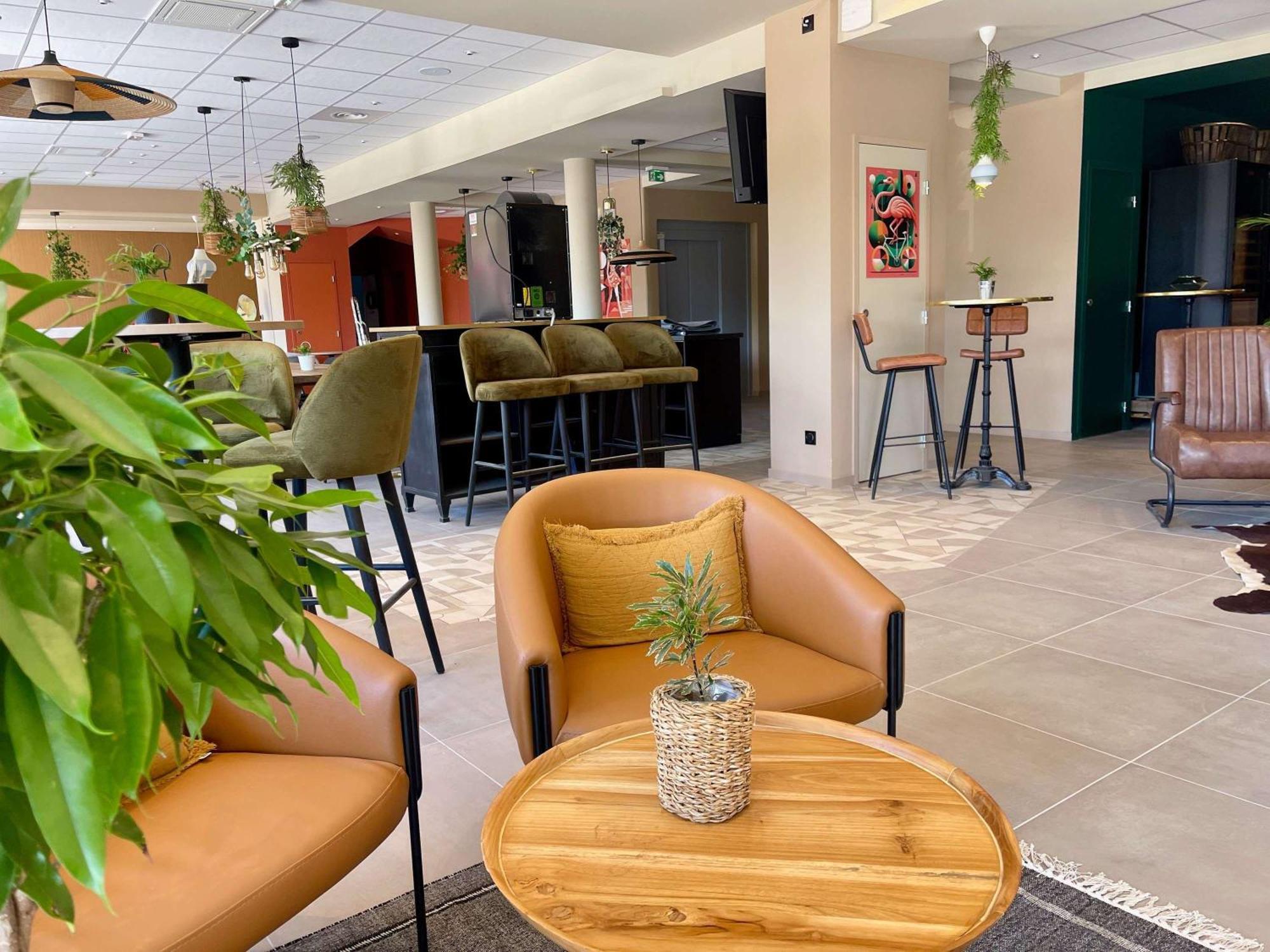 Ibis Budget Porte De Camargue 생마르탱드크로 외부 사진
