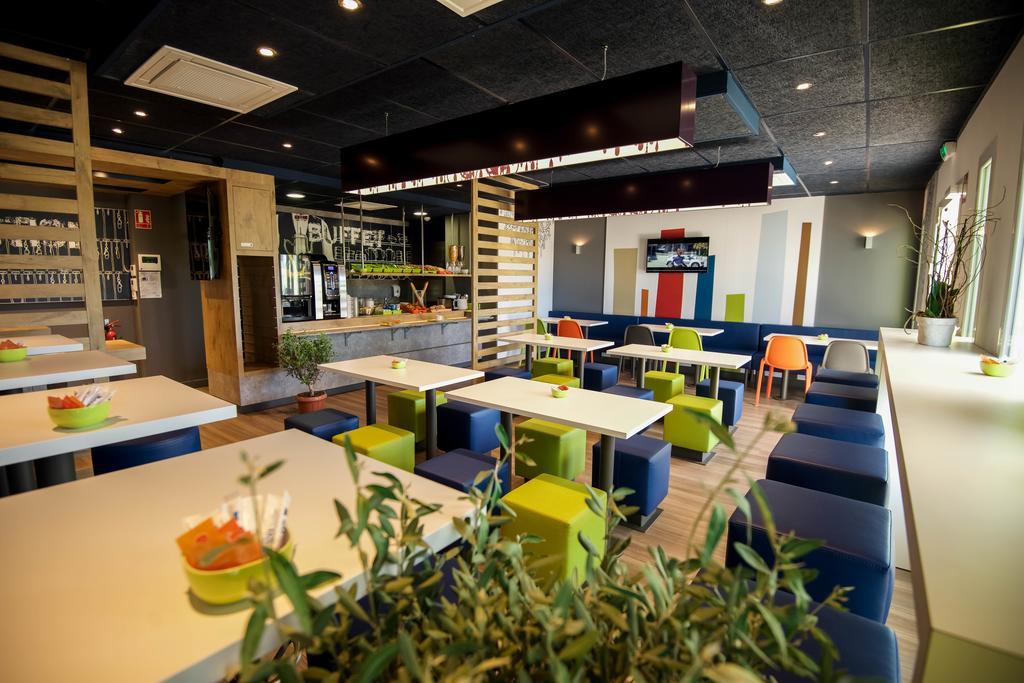 Ibis Budget Porte De Camargue 생마르탱드크로 외부 사진