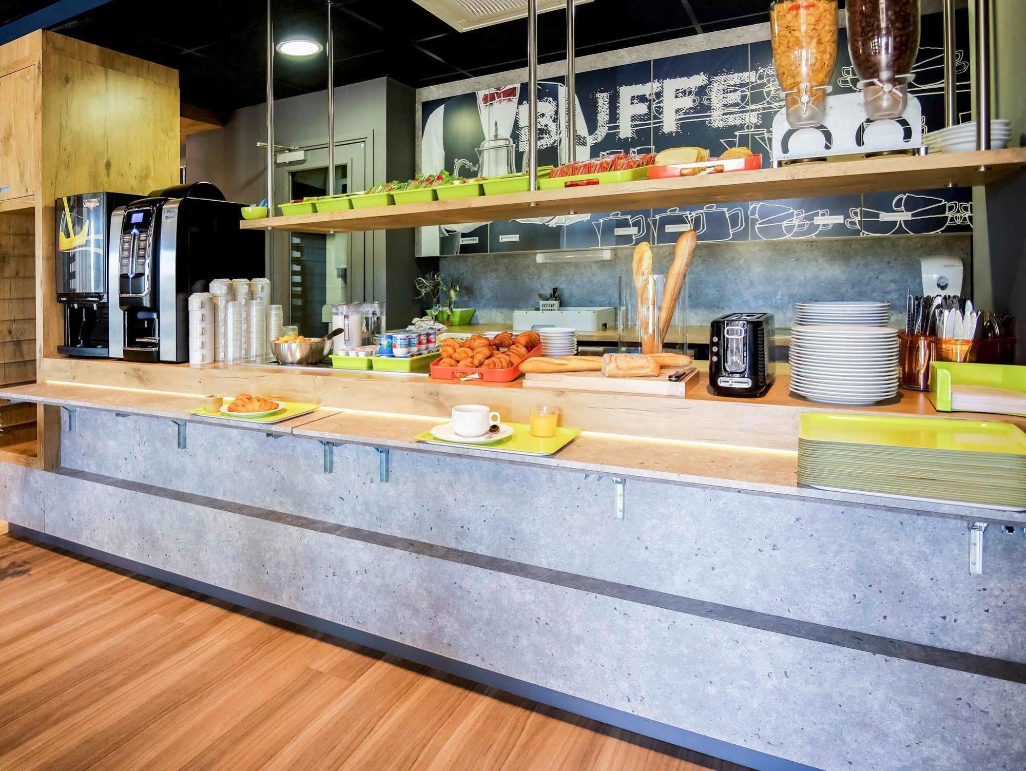 Ibis Budget Porte De Camargue 생마르탱드크로 외부 사진