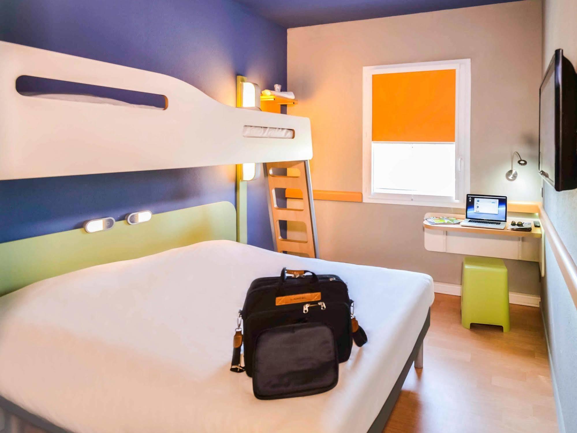 Ibis Budget Porte De Camargue 생마르탱드크로 외부 사진
